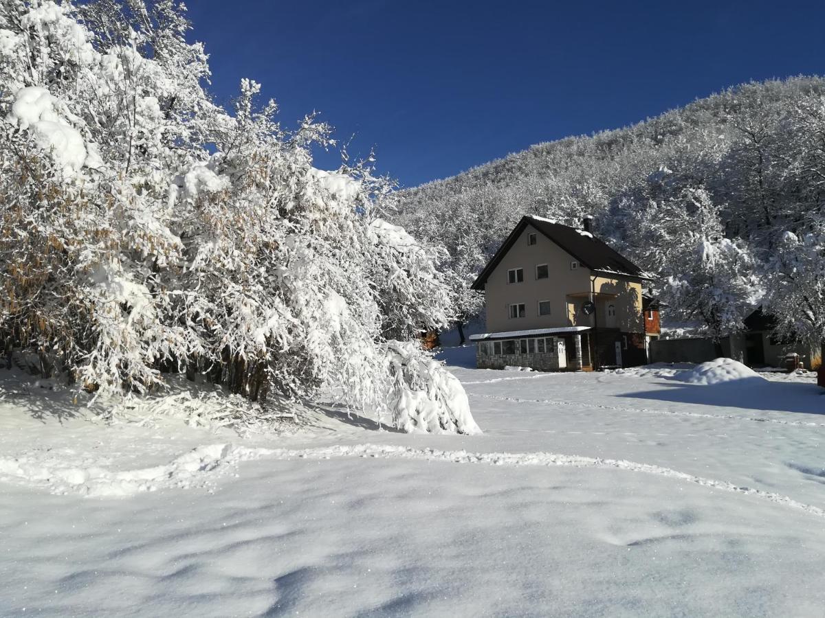 Rafting Camp Apartments Montenegro Goran Lekovic Zabljak  Exterior photo